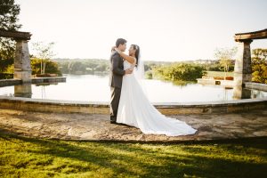 outdoor wedding ceremony in Austin at the Avery Golf Club